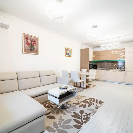 Apartment Grand Karavel Top Center Lux